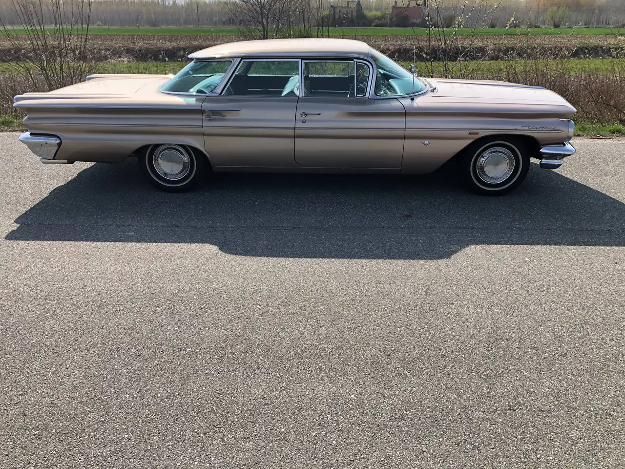 Cadillac pontiac ventura, foto 5