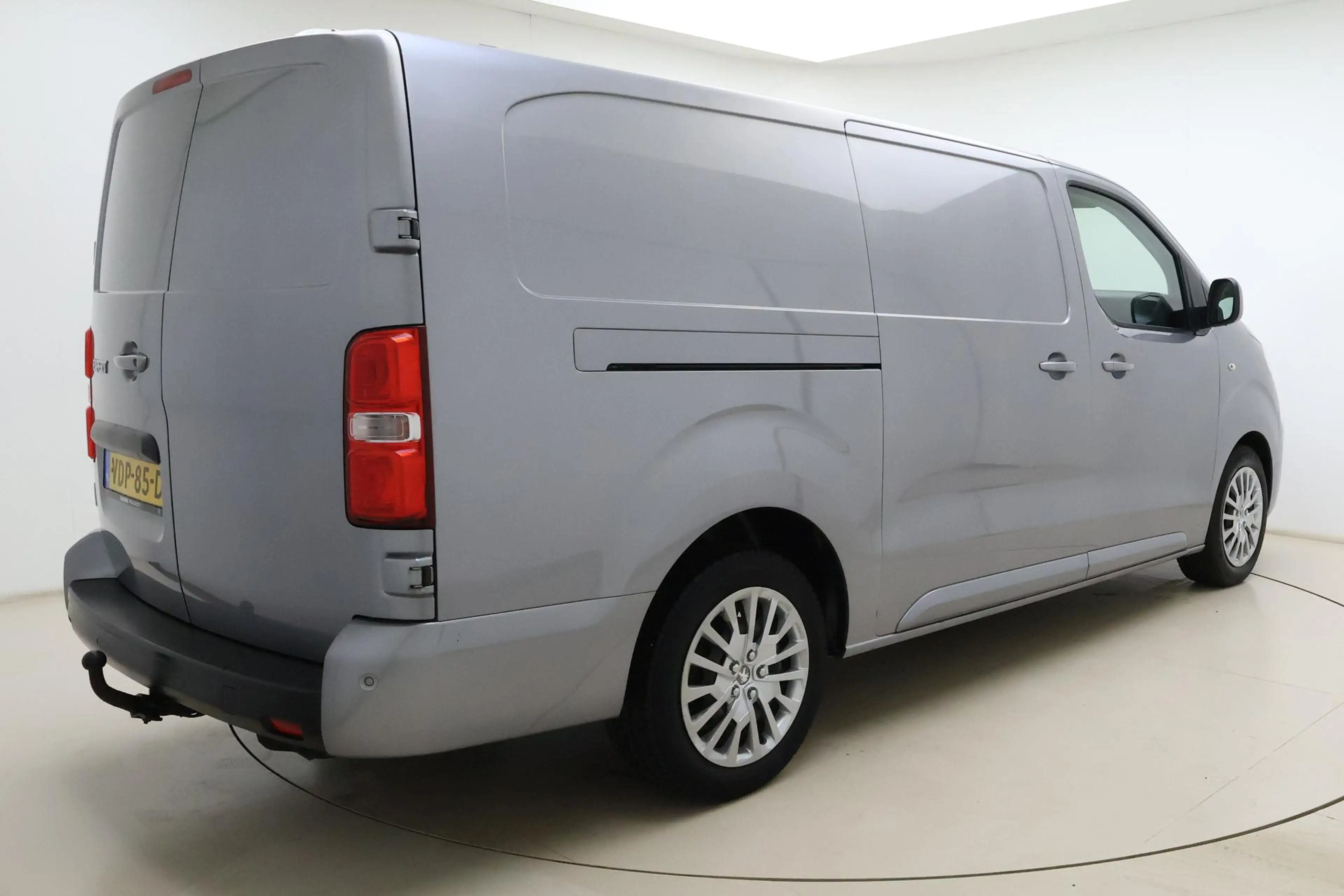 Peugeot Expert 2.0 BlueHDI 120 Long Asphalt | Trekhaak | Laadruim — photo 3