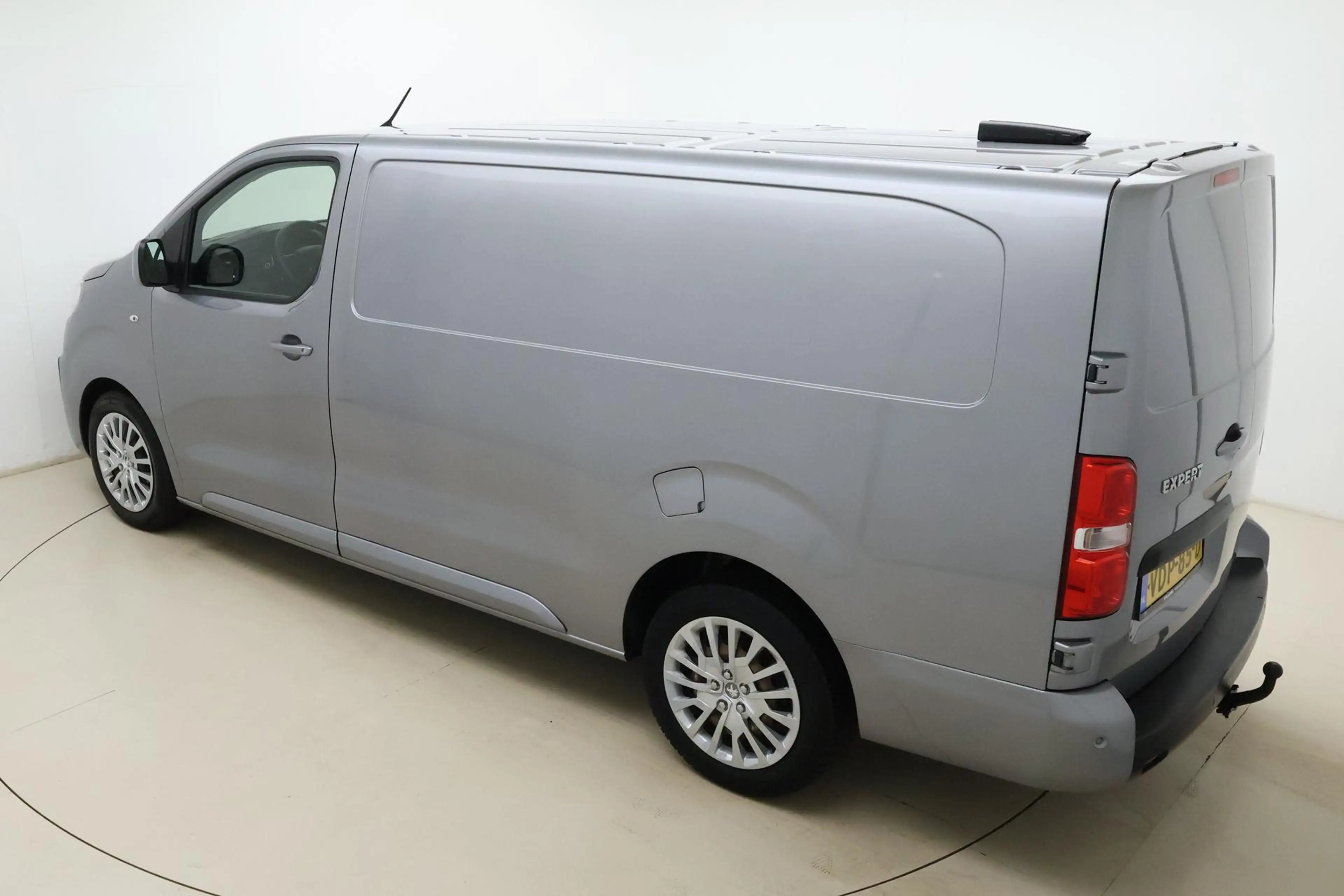 Peugeot Expert 2.0 BlueHDI 120 Long Asphalt | Trekhaak | Laadruim — photo 8