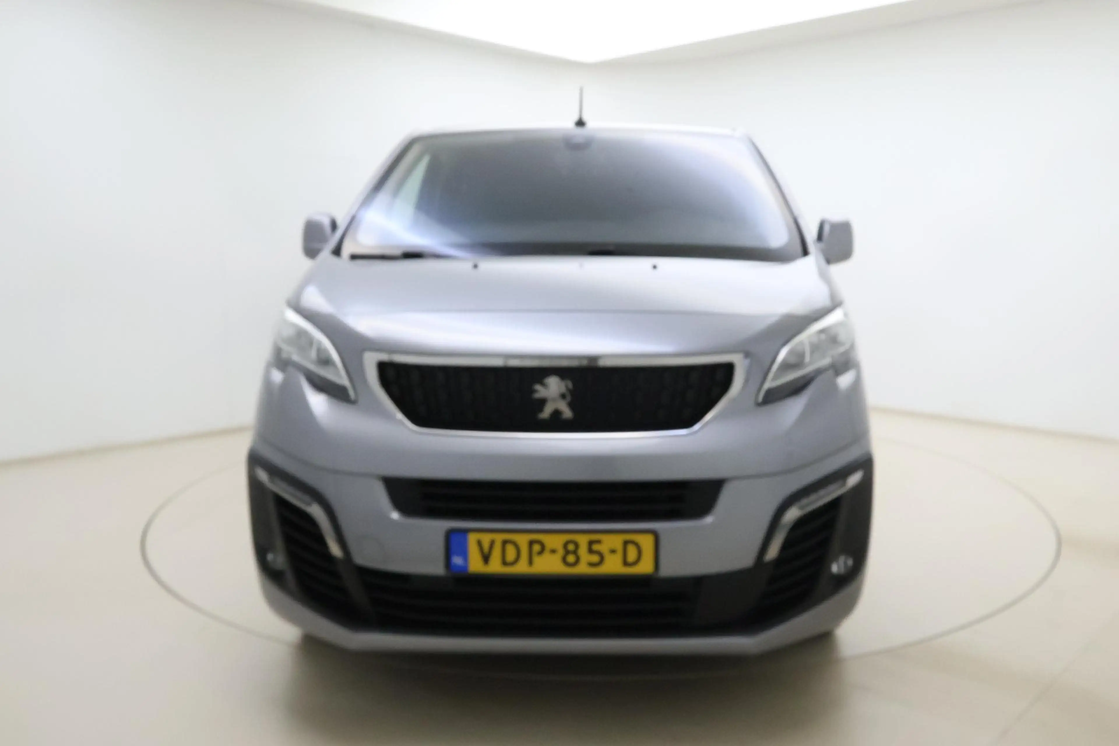 Peugeot Expert 2.0 BlueHDI 120 Long Asphalt | Trekhaak | Laadruim — photo 9