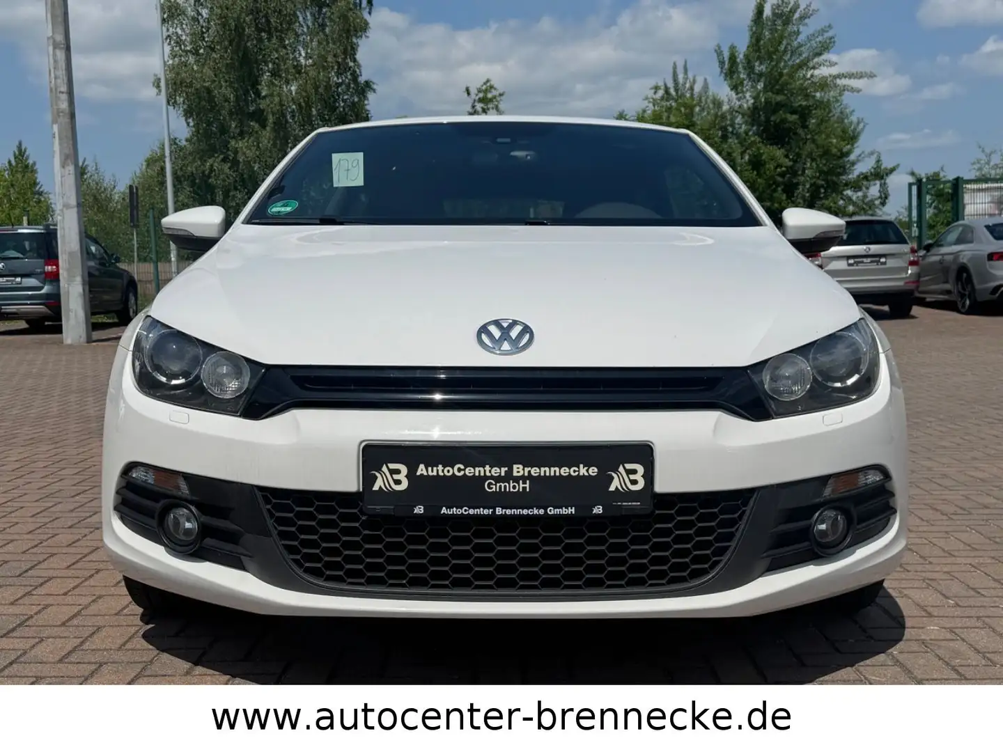 Volkswagen Scirocco *8-fach bereift* Weiß - 2