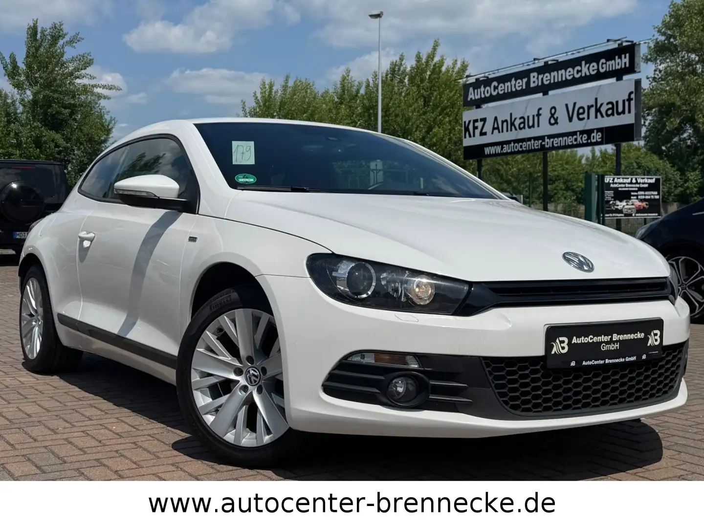 Volkswagen Scirocco *8-fach bereift* Weiß - 1