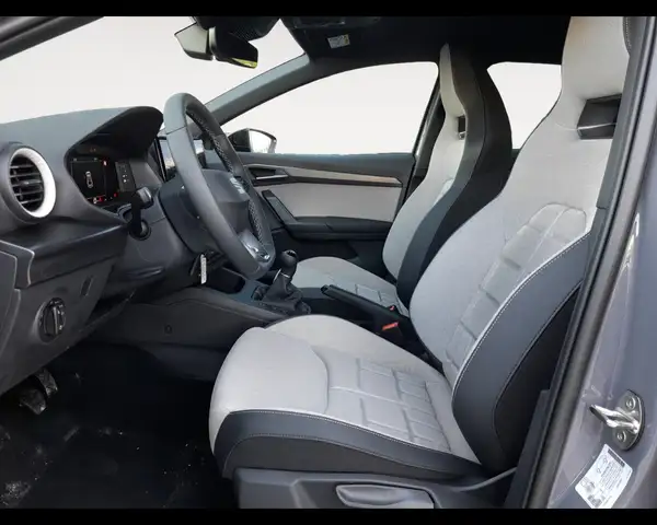 Seat Ibiza view 9