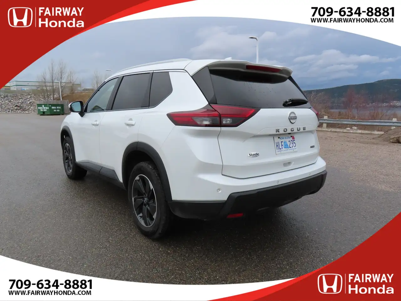 Nissan Rogue снимка Nissan Rogue