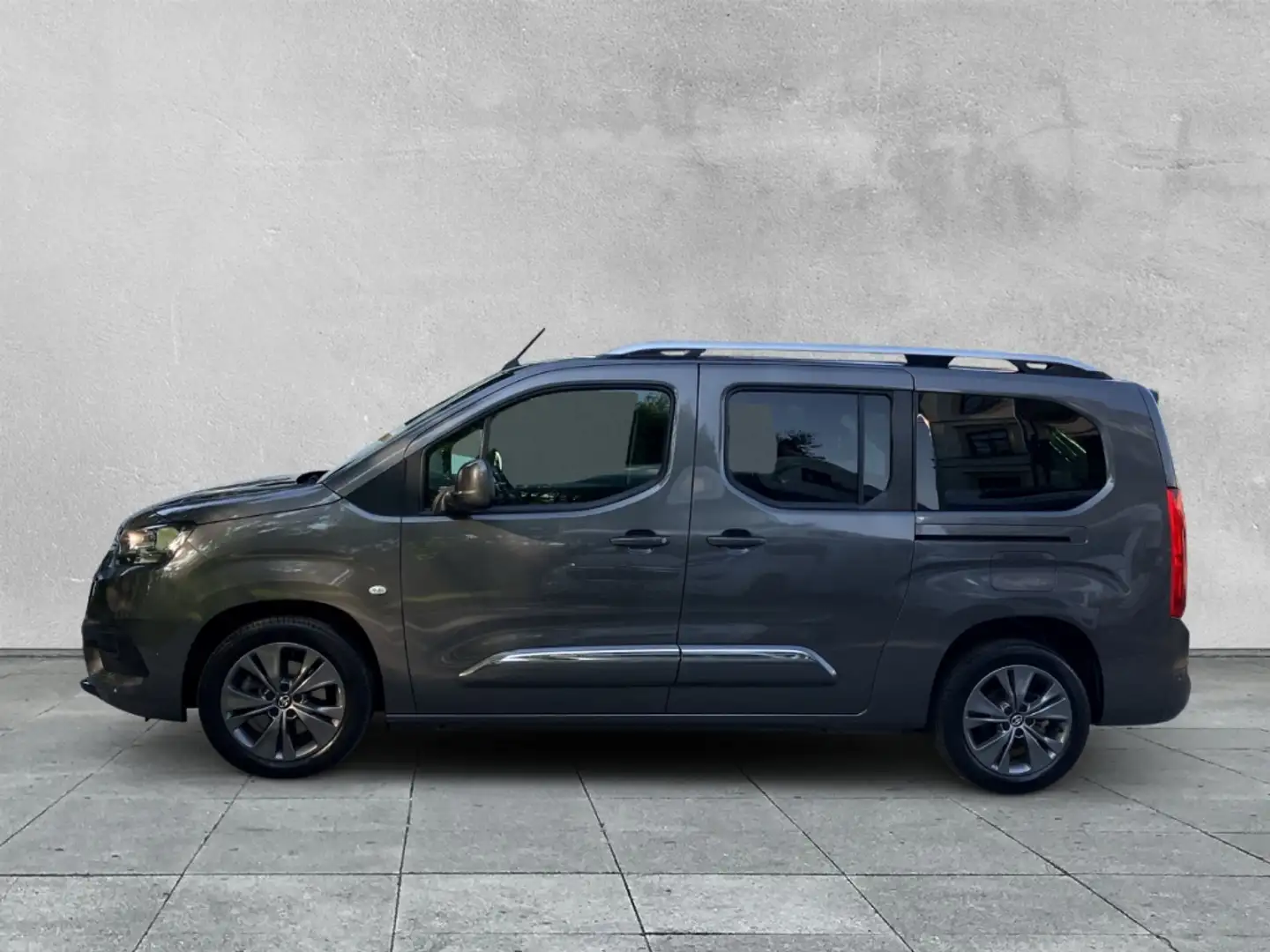 Toyota Proace City L2 Verso 1.2T L1 LED+KAMERA+TEMPOMAT Grau - 2