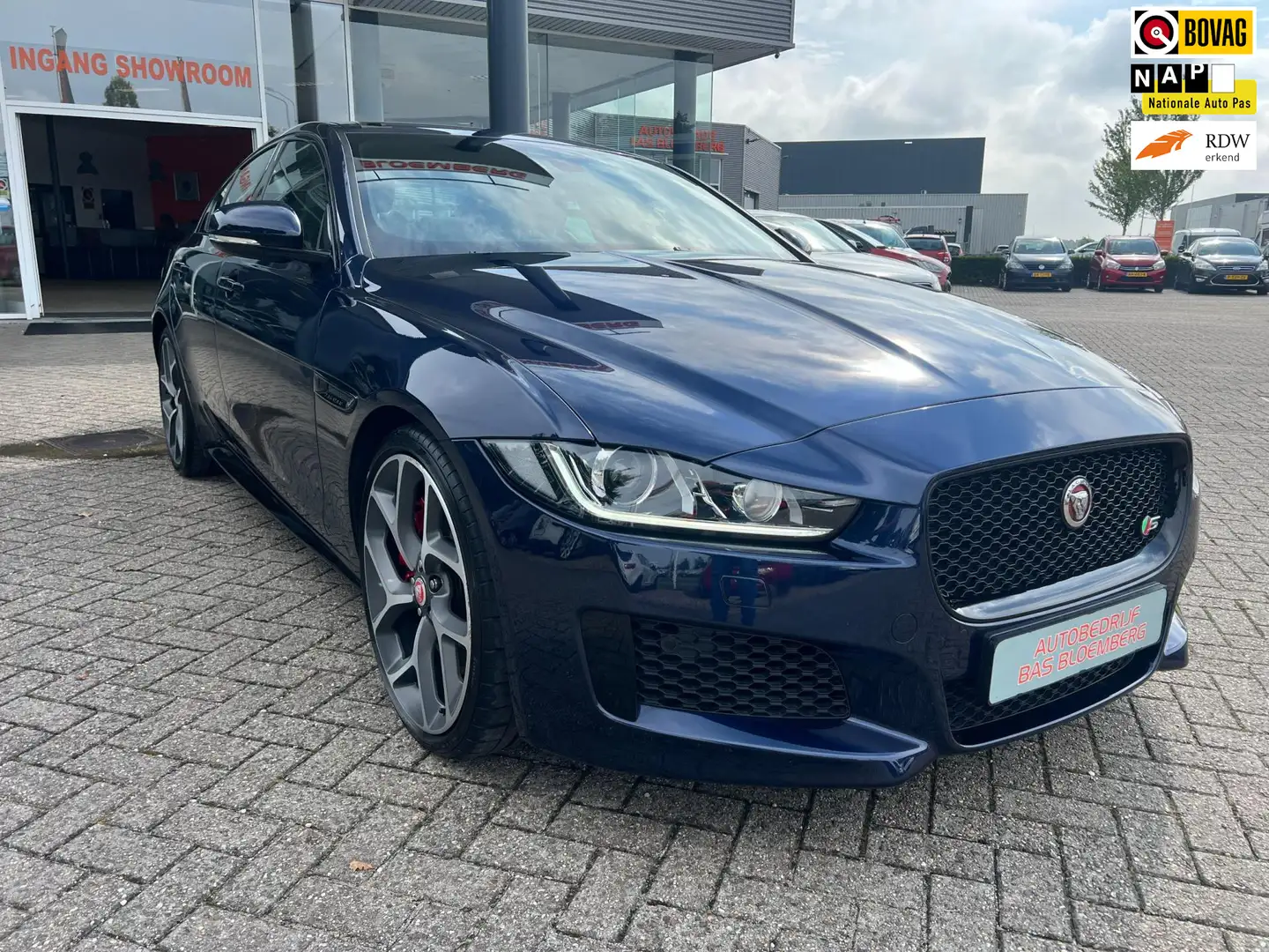 Jaguar XE 3.0 S Supercharge, Automaat, Leer, Navi, DAB, etc. Blue - 1