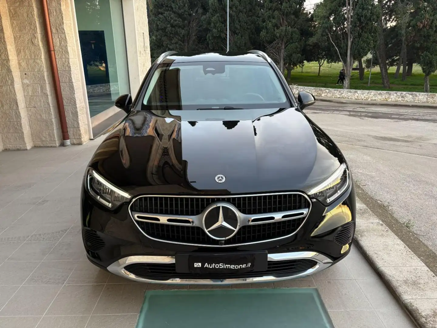 Mercedes-Benz GLC 200 d 4Matic Mild Hybrid Advanced Plus. Czarny - 2