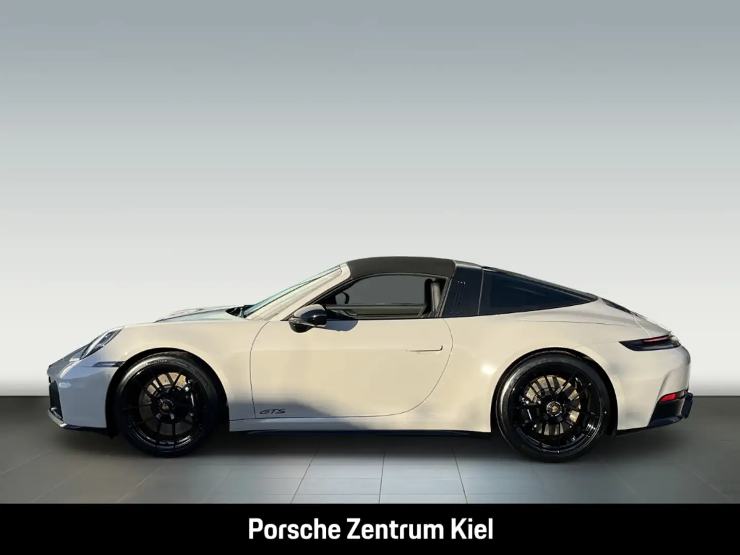 Porsche 992 911 Targa 4 GTS Liftsystem-VA InnoDrive Weiß - 2