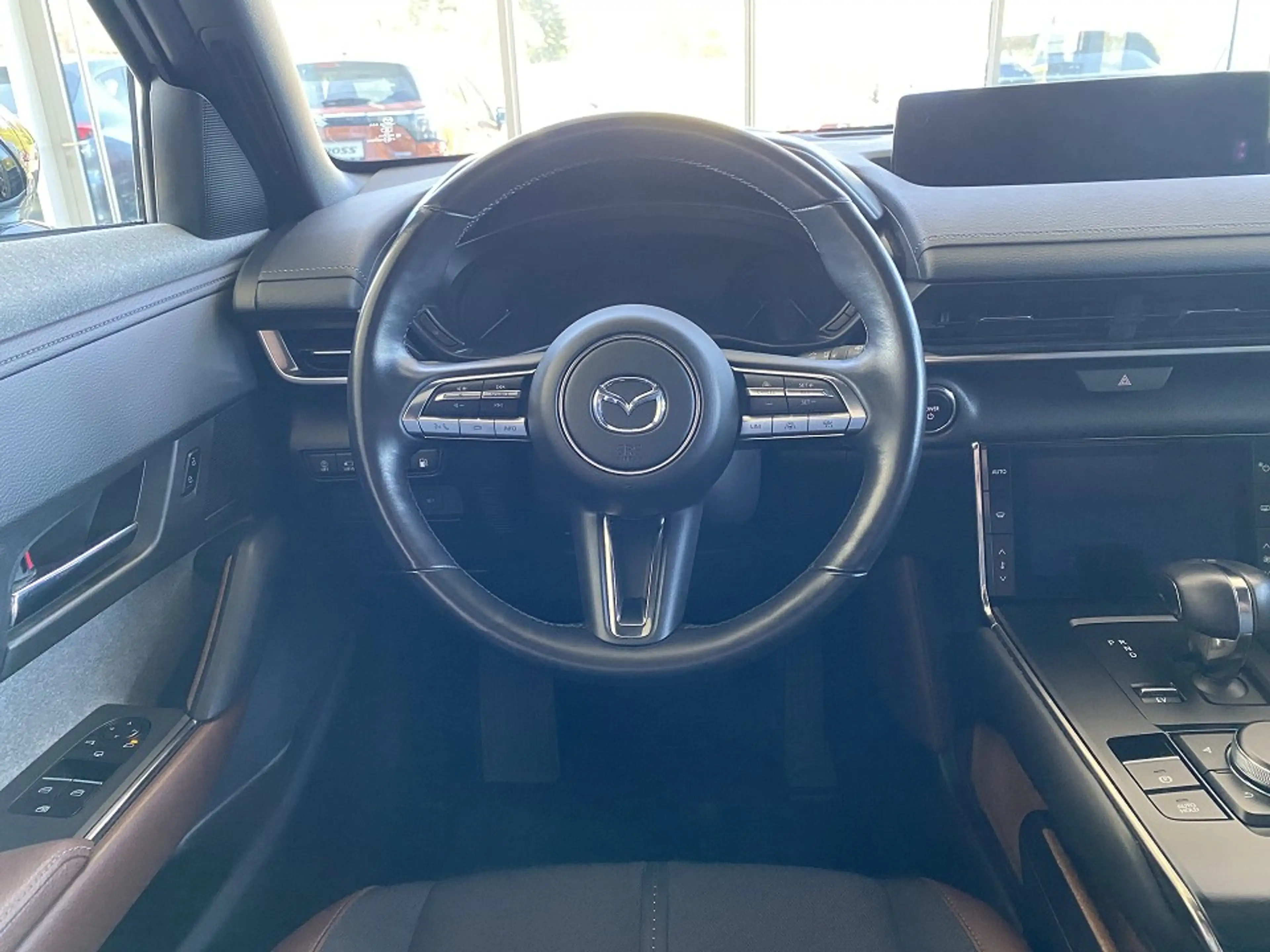 Mazda MX-30 R-EV Makoto Bose, Matrix, 360°, Schiebedach — photo 3