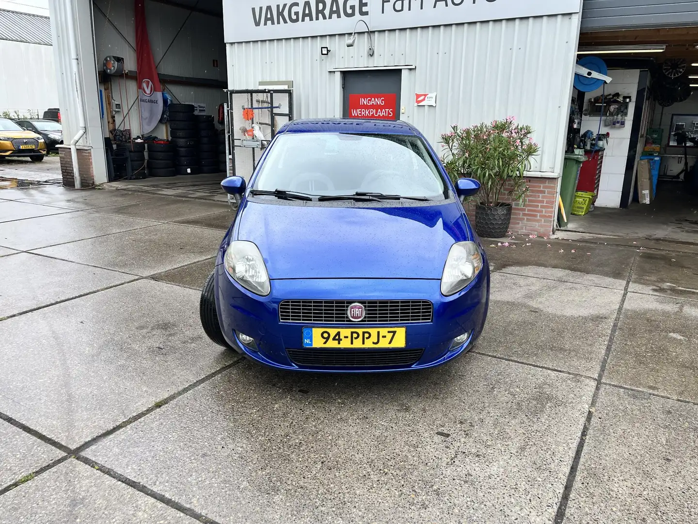 Fiat Grande Punto 1.4 NeroBianco Bleu - 2