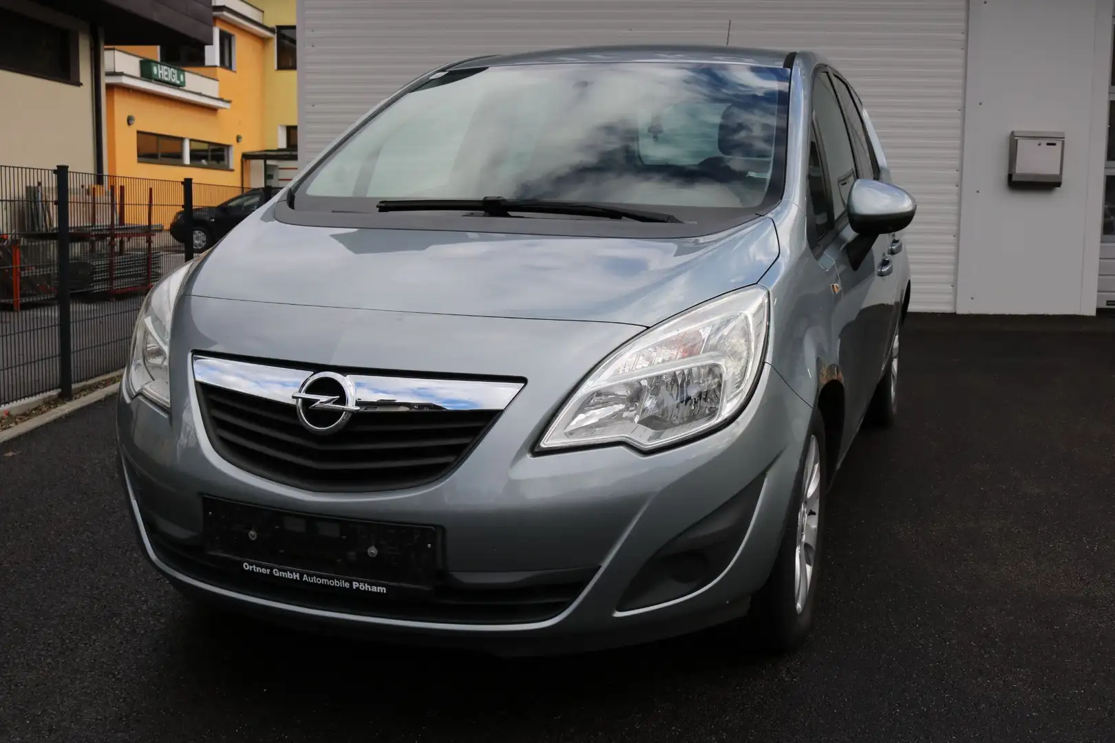 Opel Meriva 1,4 ecoFlex Turbo Edition Gris - 1