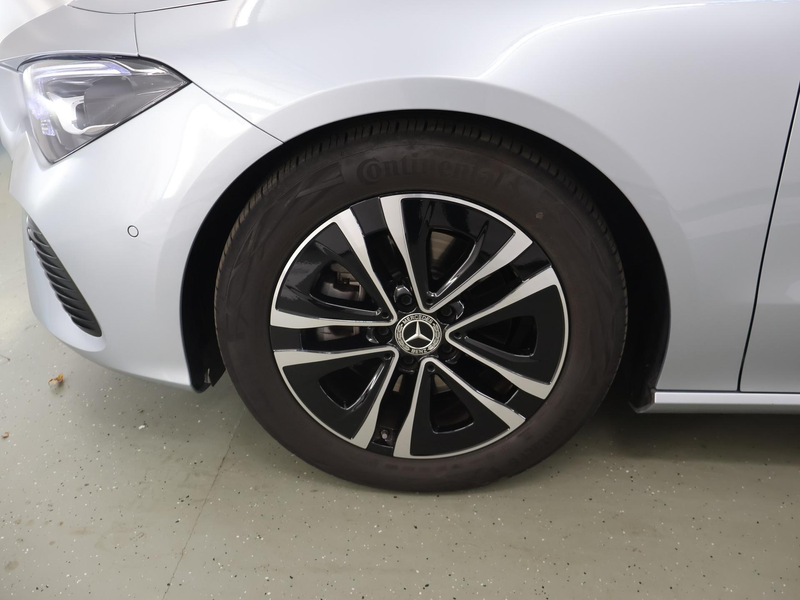 Mercedes-Benz CLA 180 Star Edition LIMITED | Stoelverwarming | Achteruit — photo 42