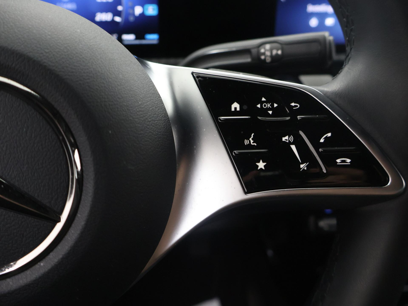 Mercedes-Benz CLA 180 Star Edition LIMITED | Stoelverwarming | Achteruit — photo 31