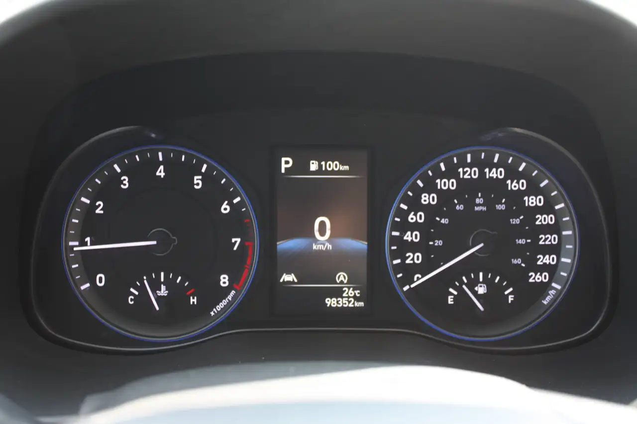 Hyundai KONA photo Hyundai KONA