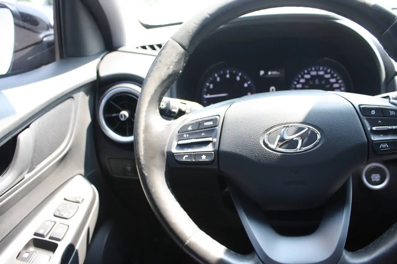 Hyundai KONA photo Hyundai KONA