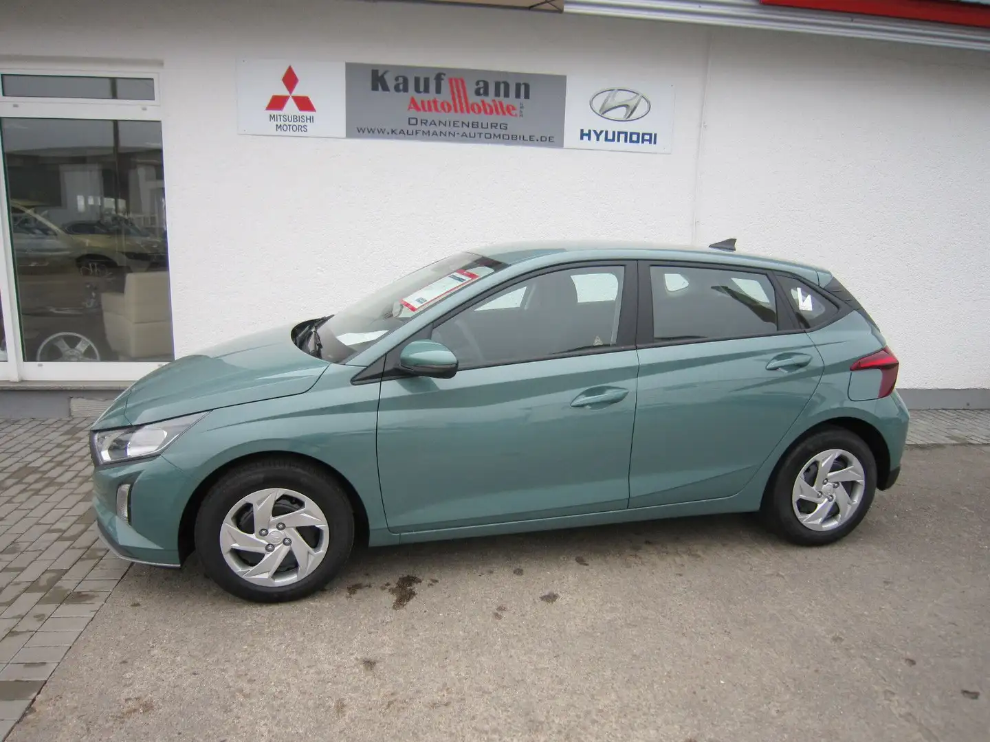 Hyundai i20 FL (MY25) 1.2 Select Verde - 2