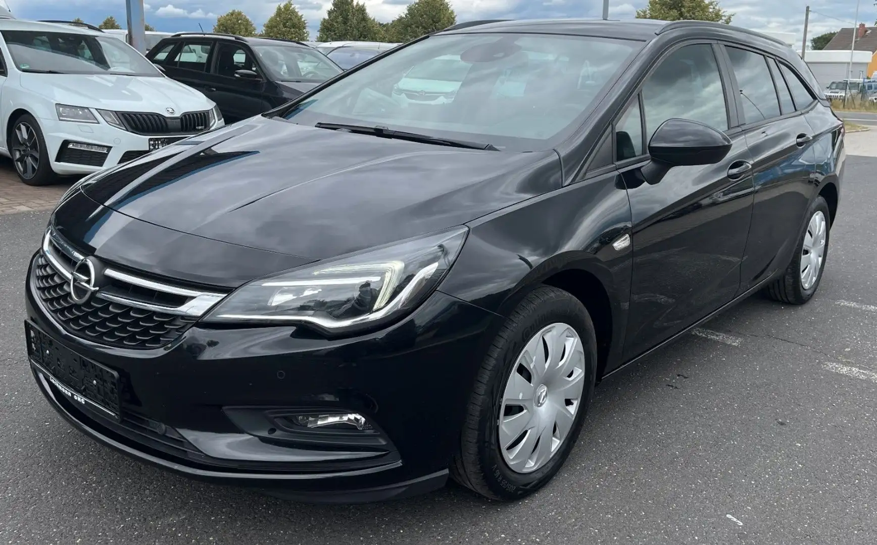 Opel Astra 1.6 CDTi ST Business 1-Hd.|Automatik Noir - 1
