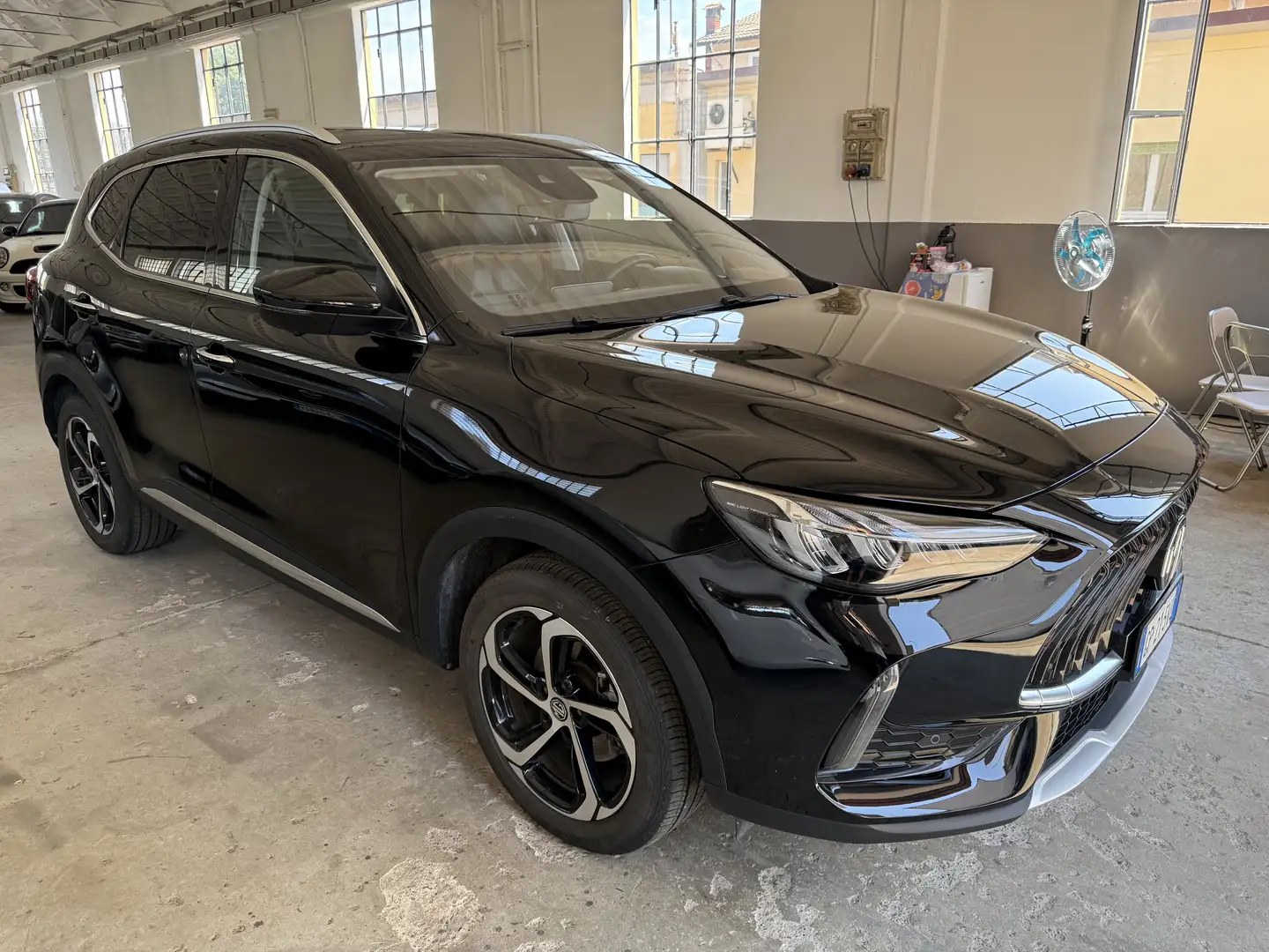 MG HS 1.5 t Luxury auto NO VINCOLI FINANZIAMENTO Nero - 1