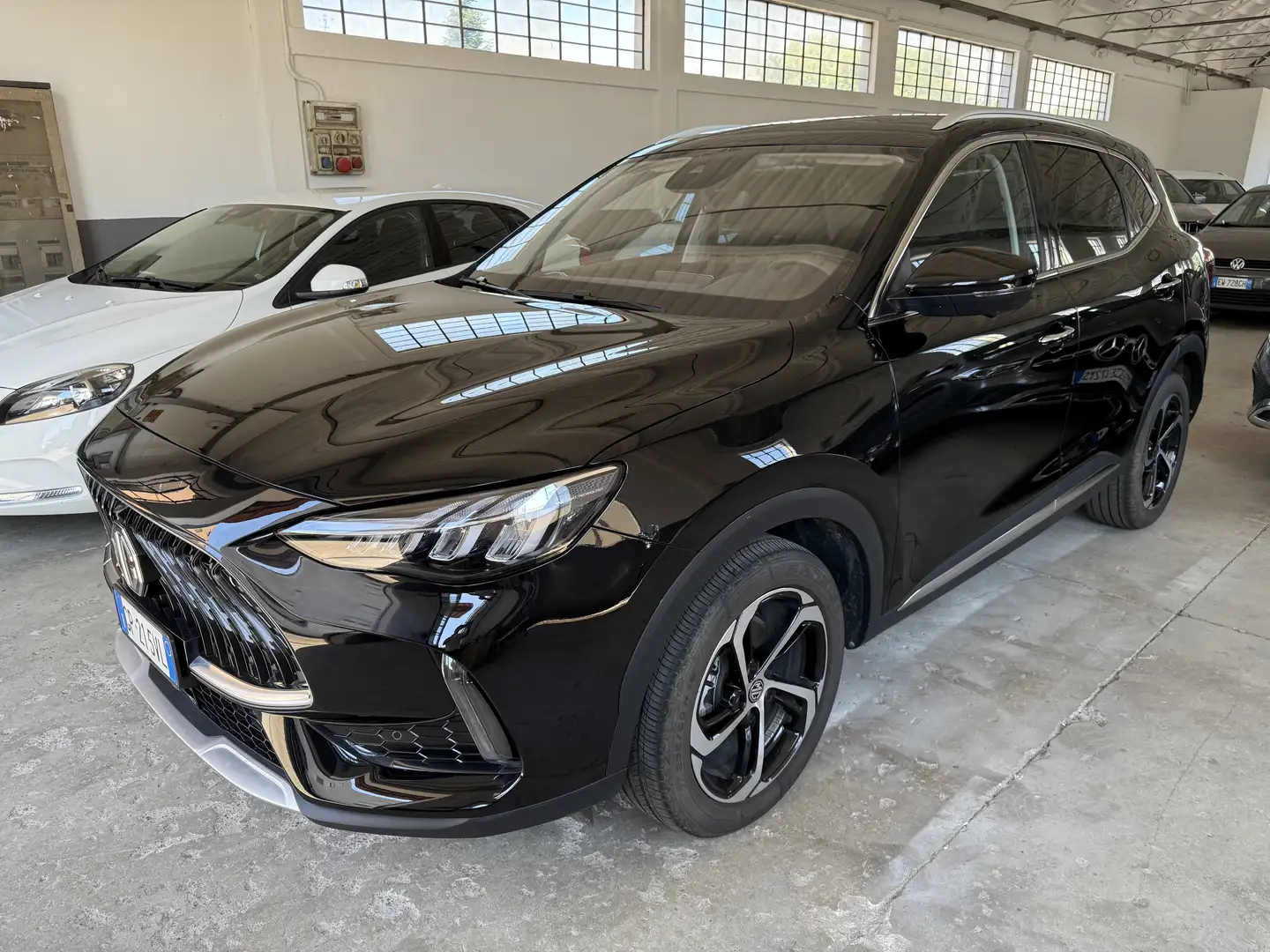 MG HS 1.5 t Luxury auto NO VINCOLI FINANZIAMENTO Nero - 2