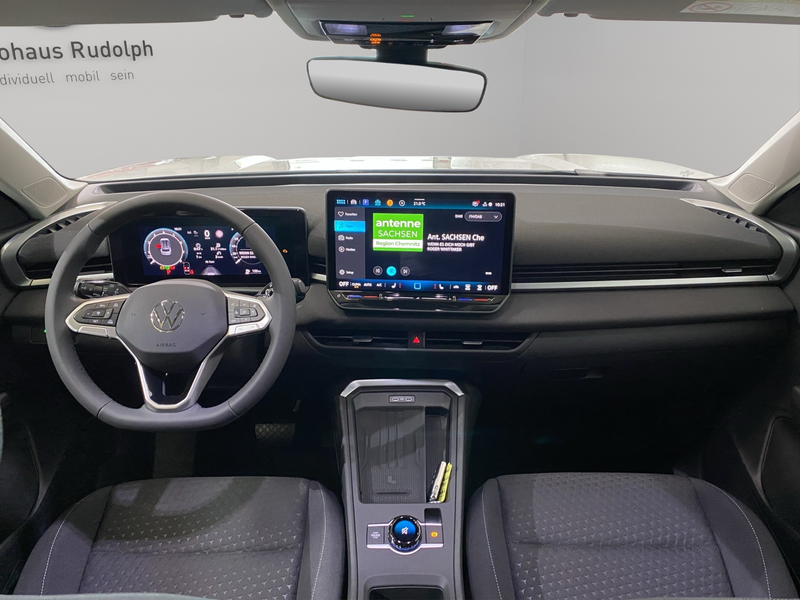 Volkswagen T-Roc 1.5 eTSI DSG Life / LED RFK — photo 7
