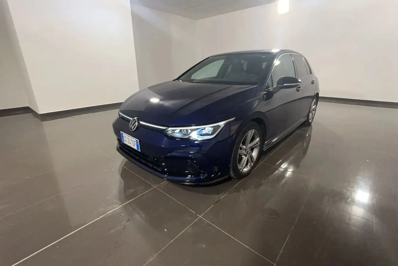 Volkswagen Golf Golf VIII 1.5 TSI R-Line 150cv Blau - 1
