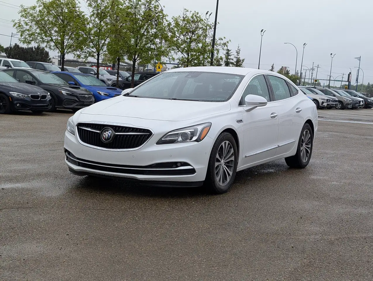 Buick Lacrosse снимка Buick Lacrosse