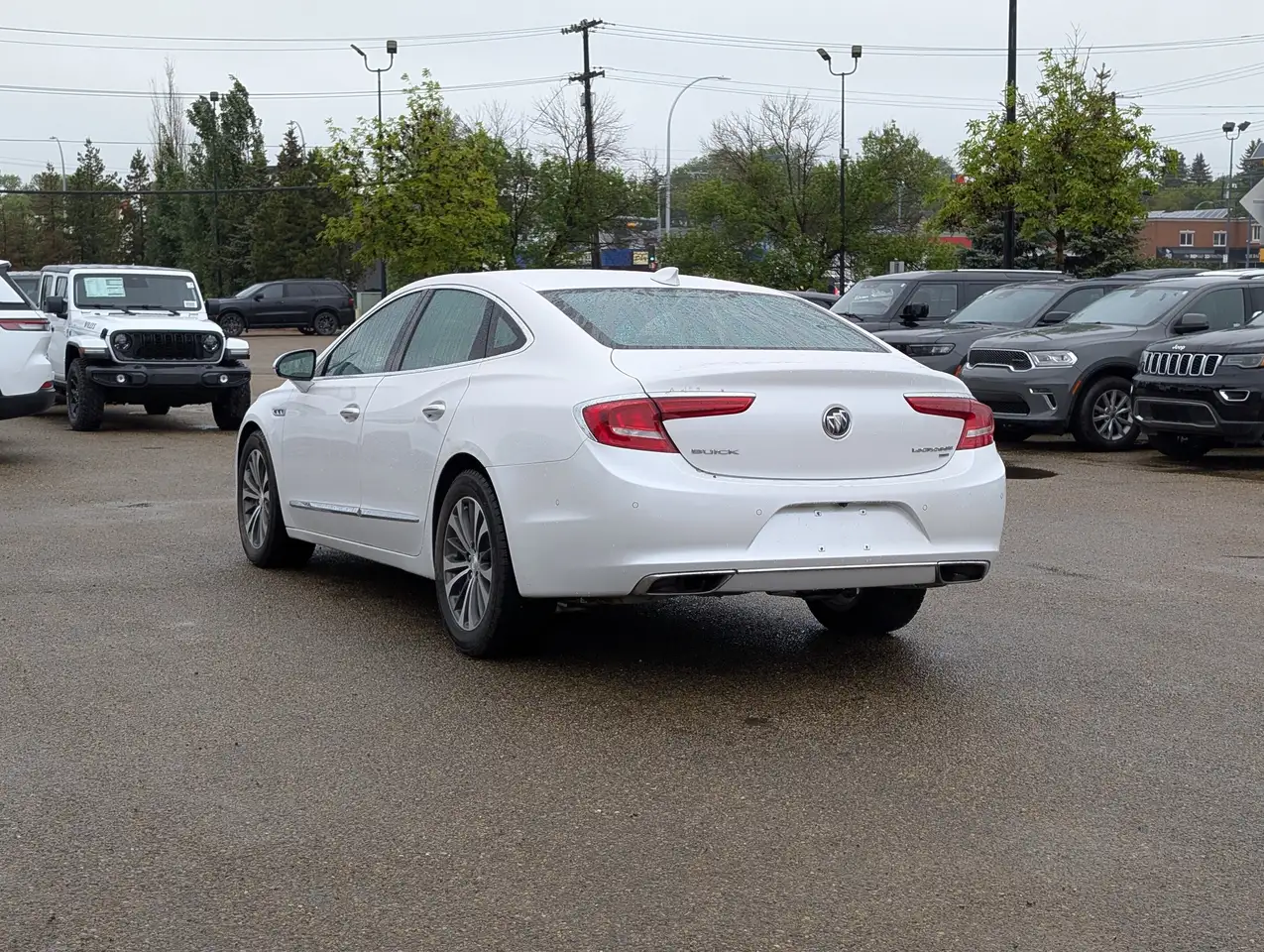 Buick Lacrosse снимка Buick Lacrosse