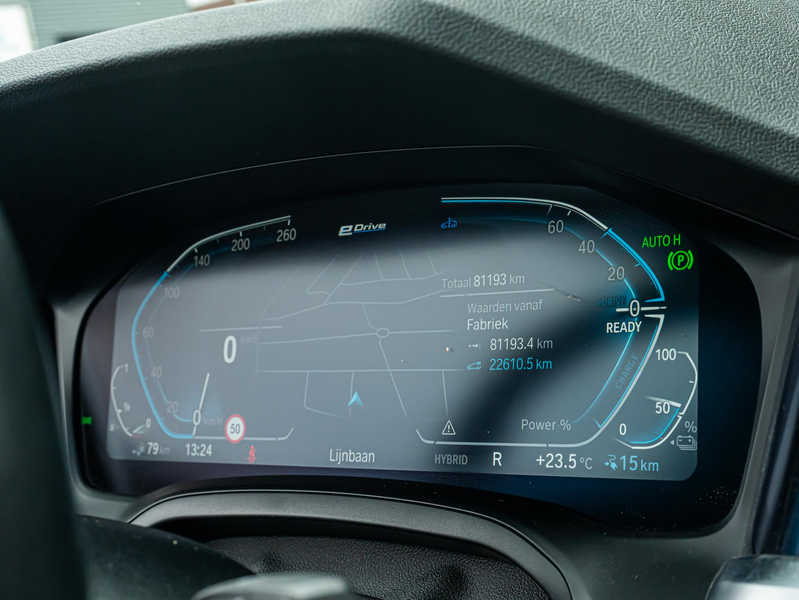 BMW 330 330e Touring M Sport Pano Camera ACC — photo 14