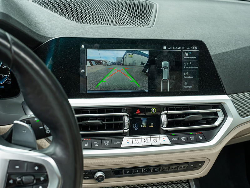 BMW 330 330e Touring M Sport Pano Camera ACC — photo 15