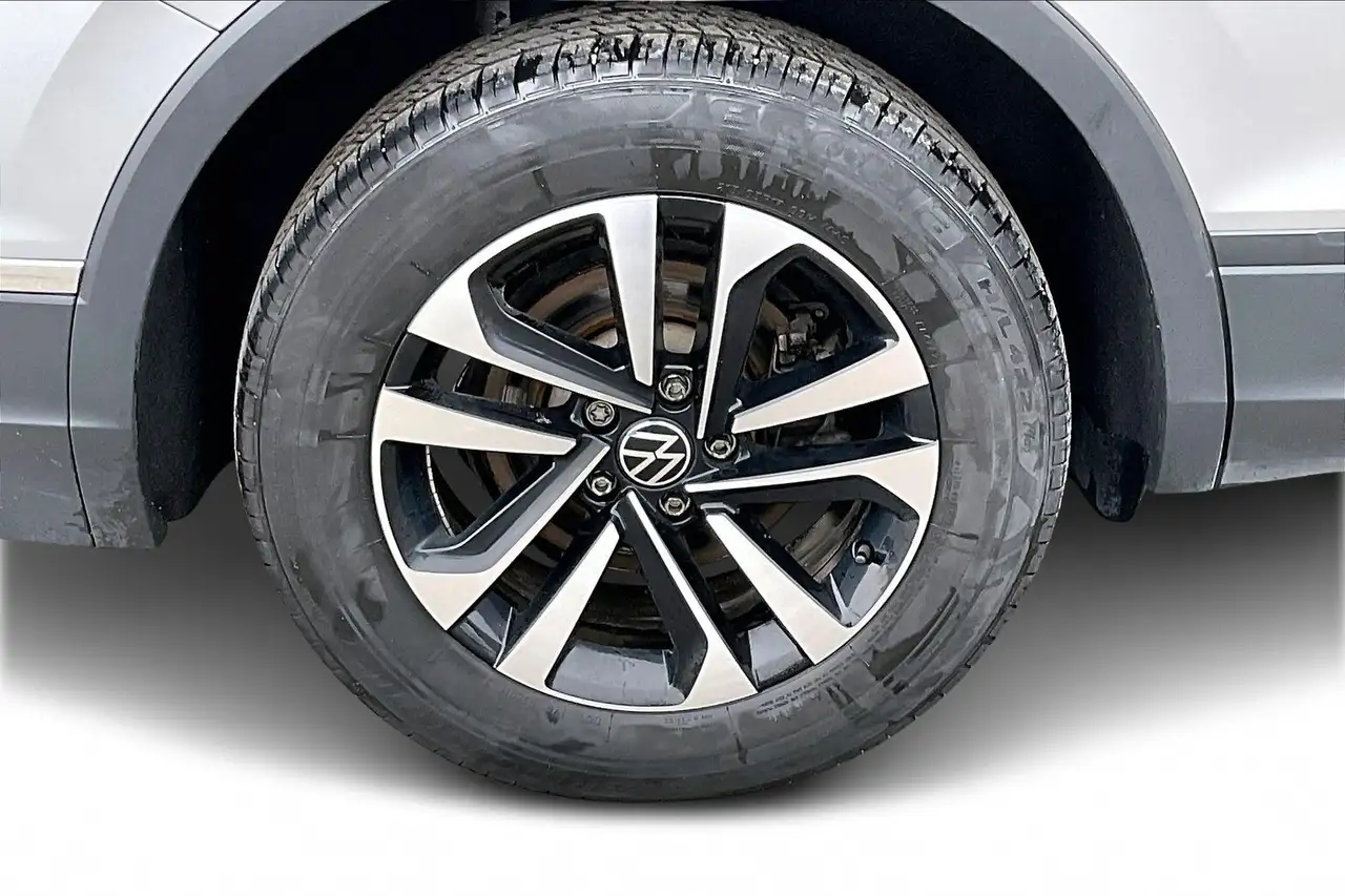 Volkswagen Tiguan снимка Volkswagen Tiguan