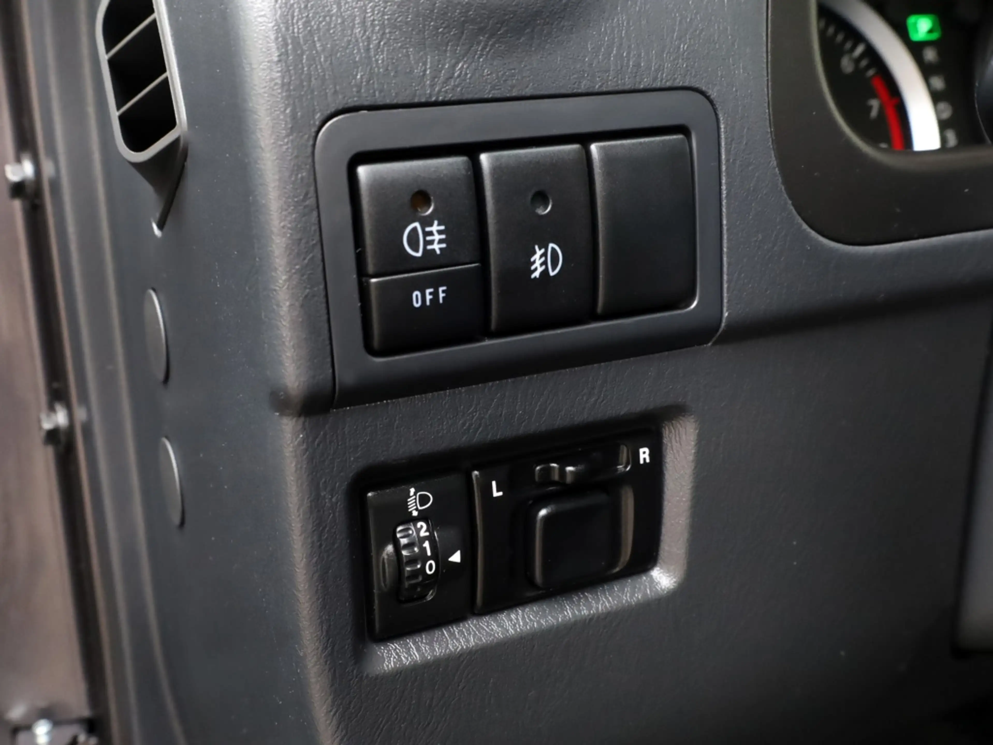 Suzuki Jimny 1.3 Exclusive 4x4 AUTOMAAT | Leder | Airco | Trekh — photo 23