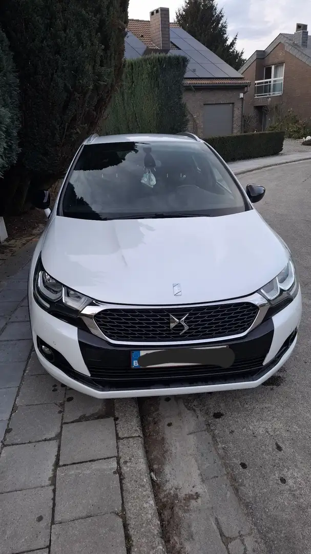 DS Automobiles DS 4 Crossback nouveau moteur - prêt à immatriculer - 1