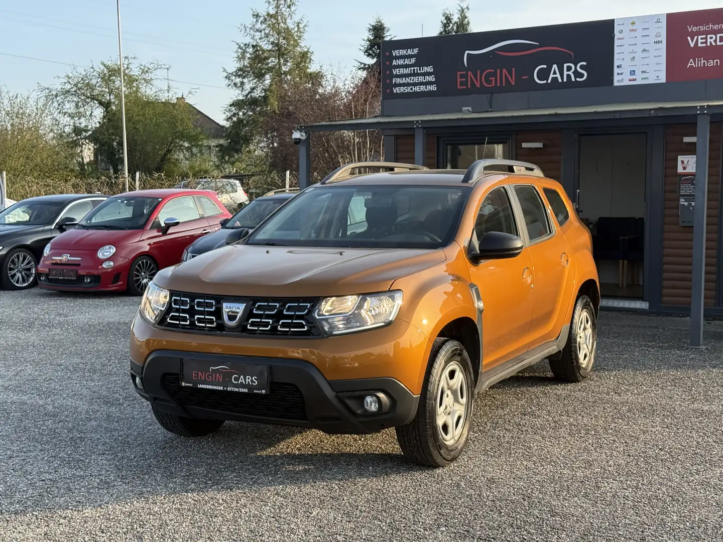 Dacia Duster 1.6 Orange - 1