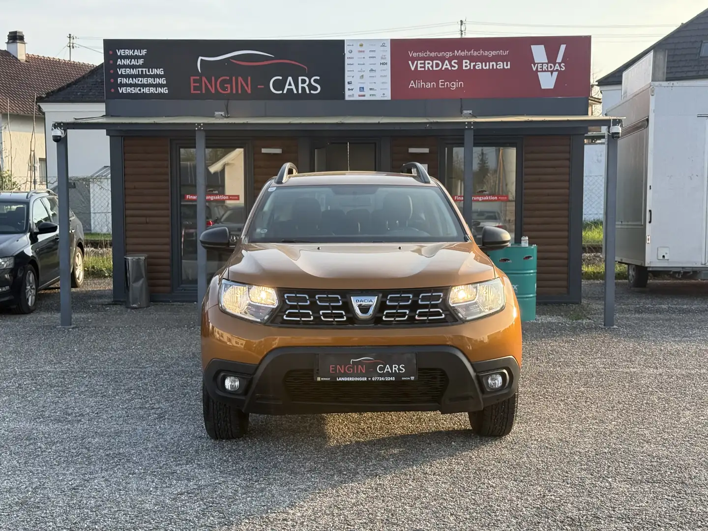 Dacia Duster 1.6 Orange - 2