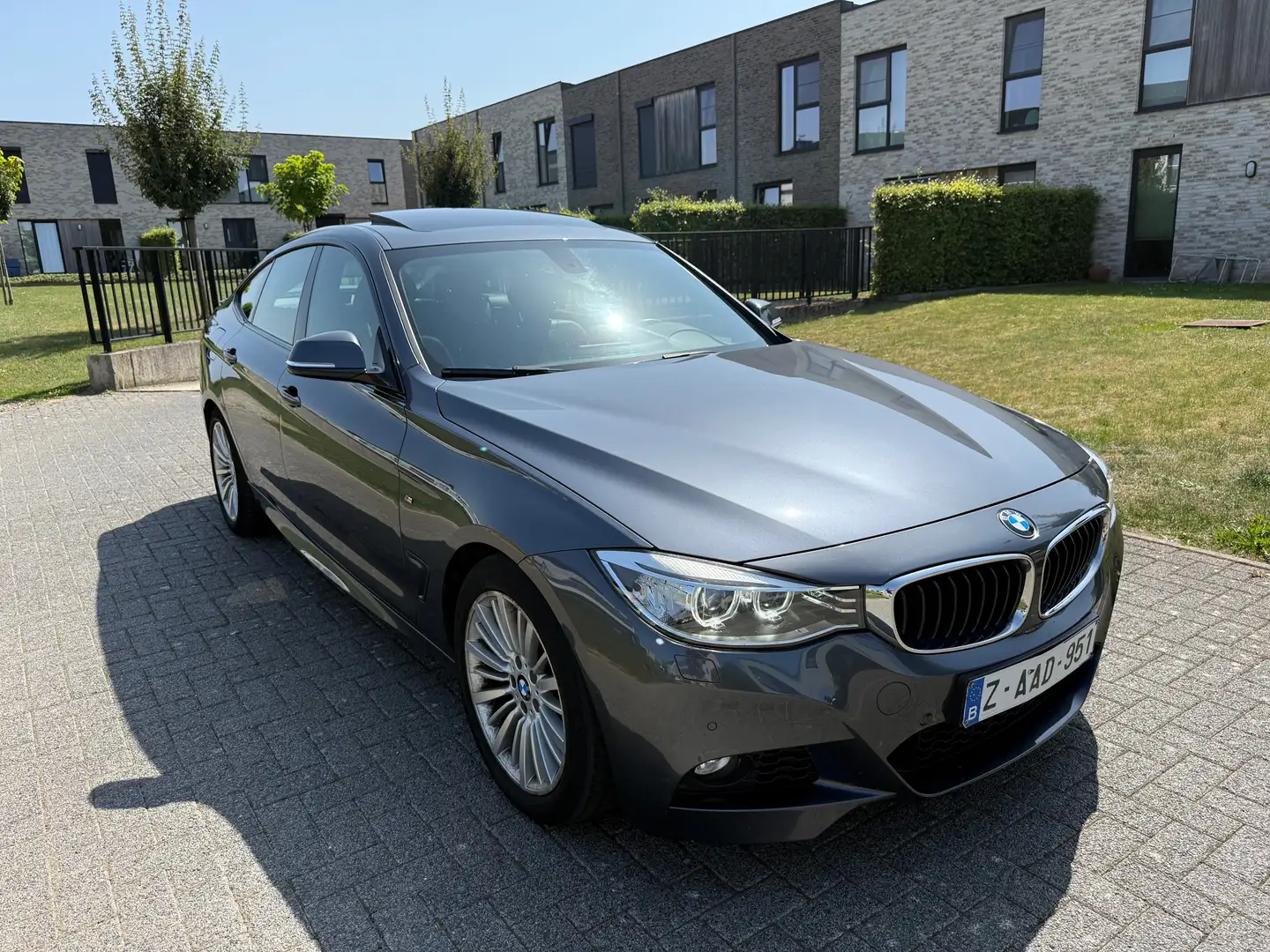 BMW 318 Gran Turismo 318 dA Pack M Euro6b FULL OPTIONS Серый - 1