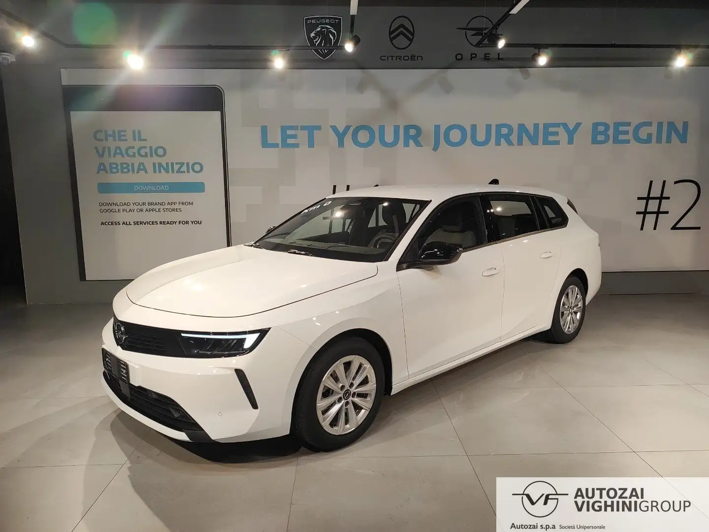 Opel Astra Astra 1.5 Turbo Diesel 130 CV AT8 Sports Tourer E Bianco - 1