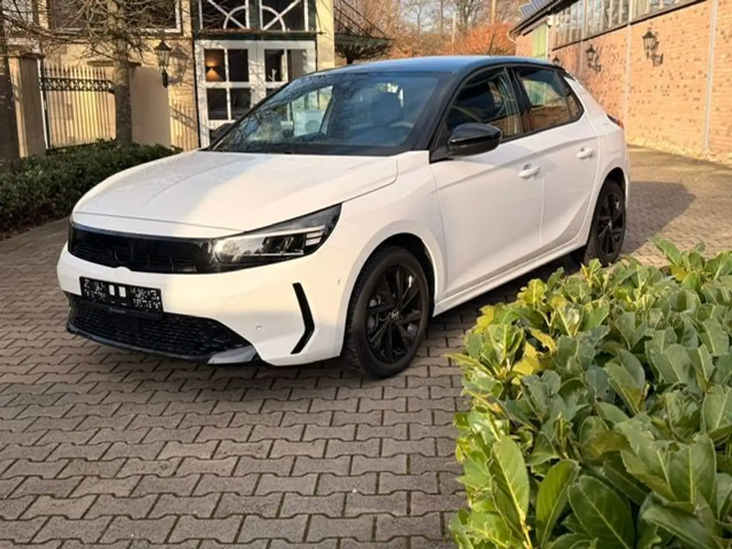 Opel Corsa GS Weiß - 1