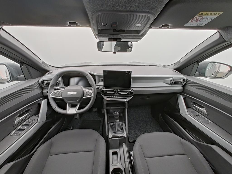 Dacia Bigster Essential mild hybrid 140 — photo 9