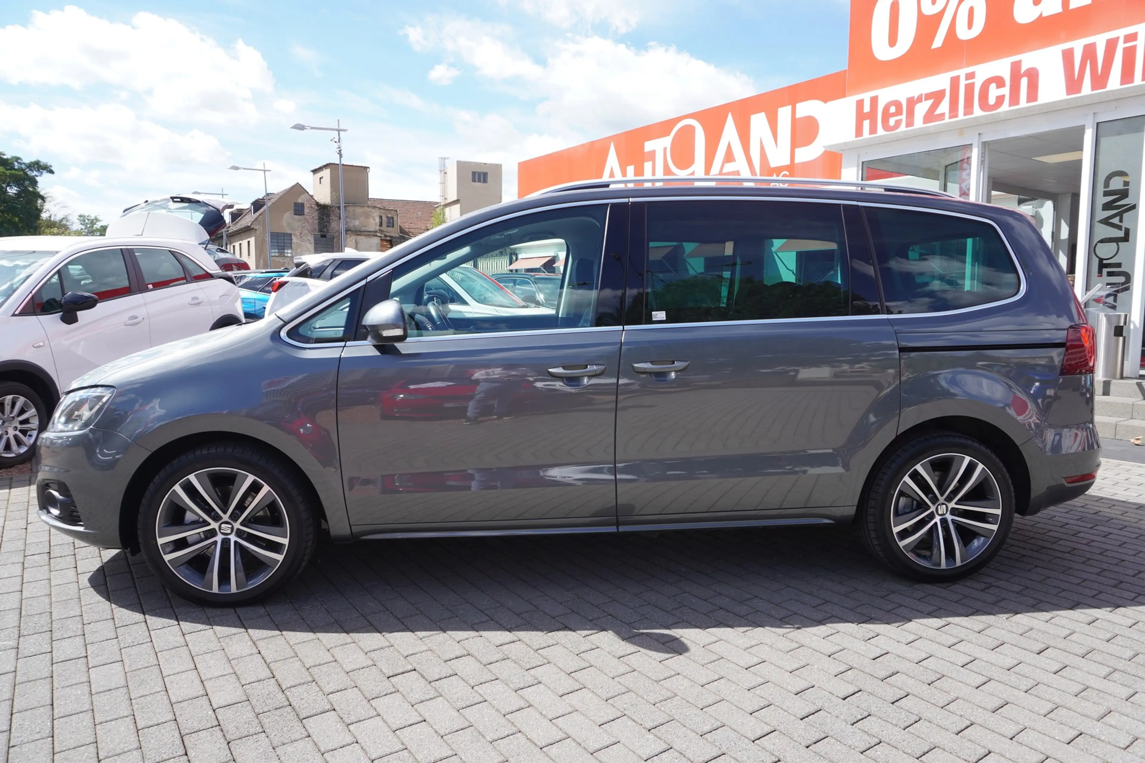 SEAT Alhambra 2.0 TDI FR-Line 7S Bi-Xenon Kamera AHK — photo 3