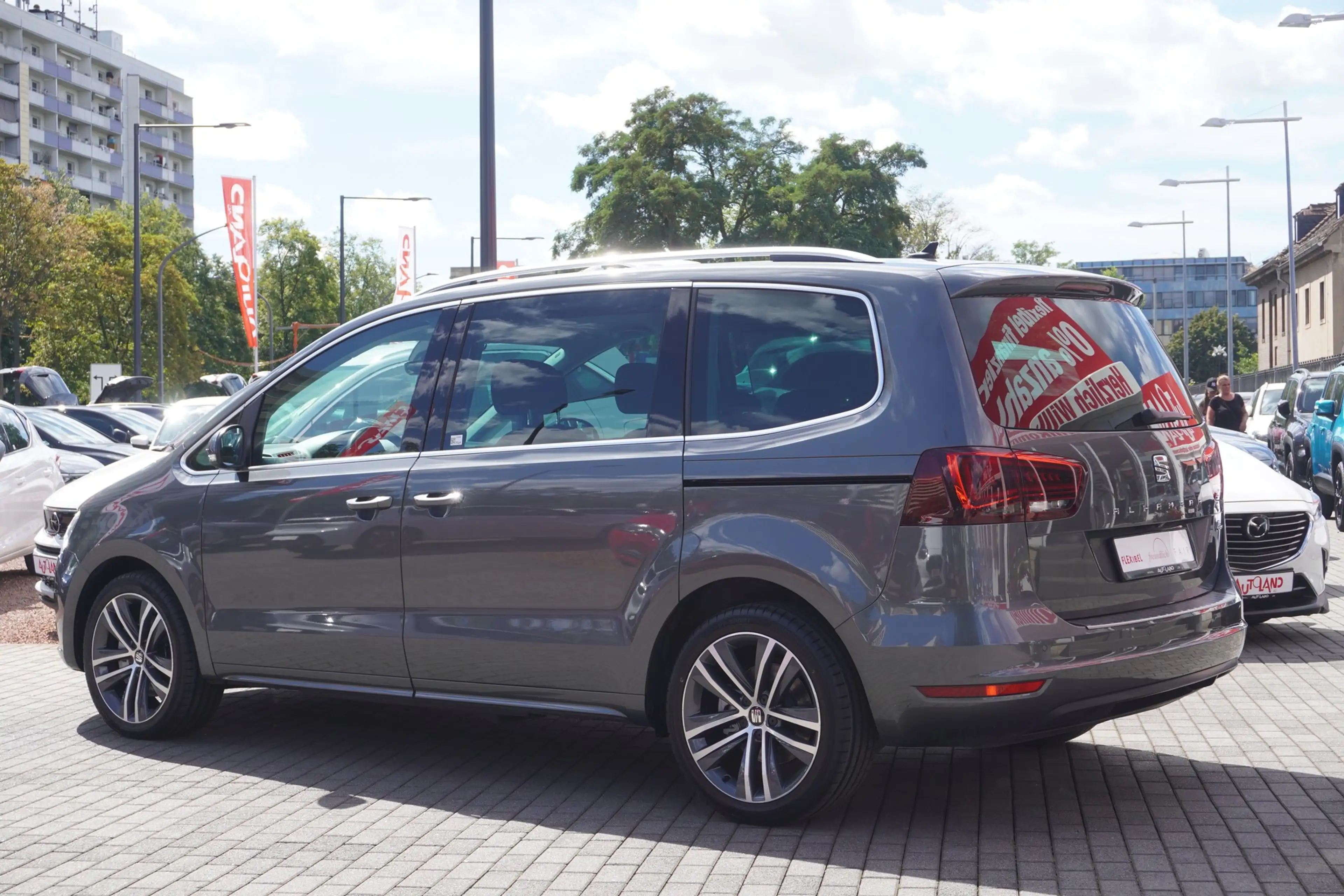 SEAT Alhambra 2.0 TDI FR-Line 7S Bi-Xenon Kamera AHK — photo 4