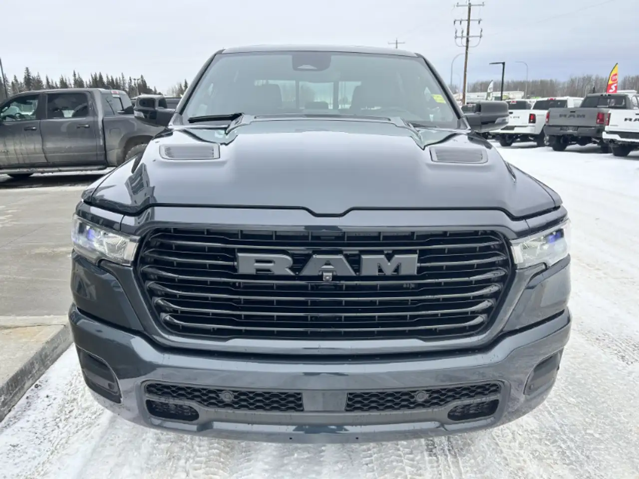 RAM 1500 снимка RAM 1500