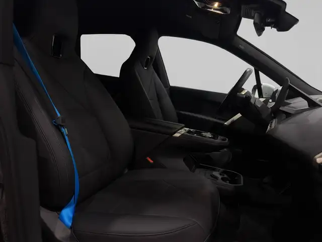 BMW Ix view 11