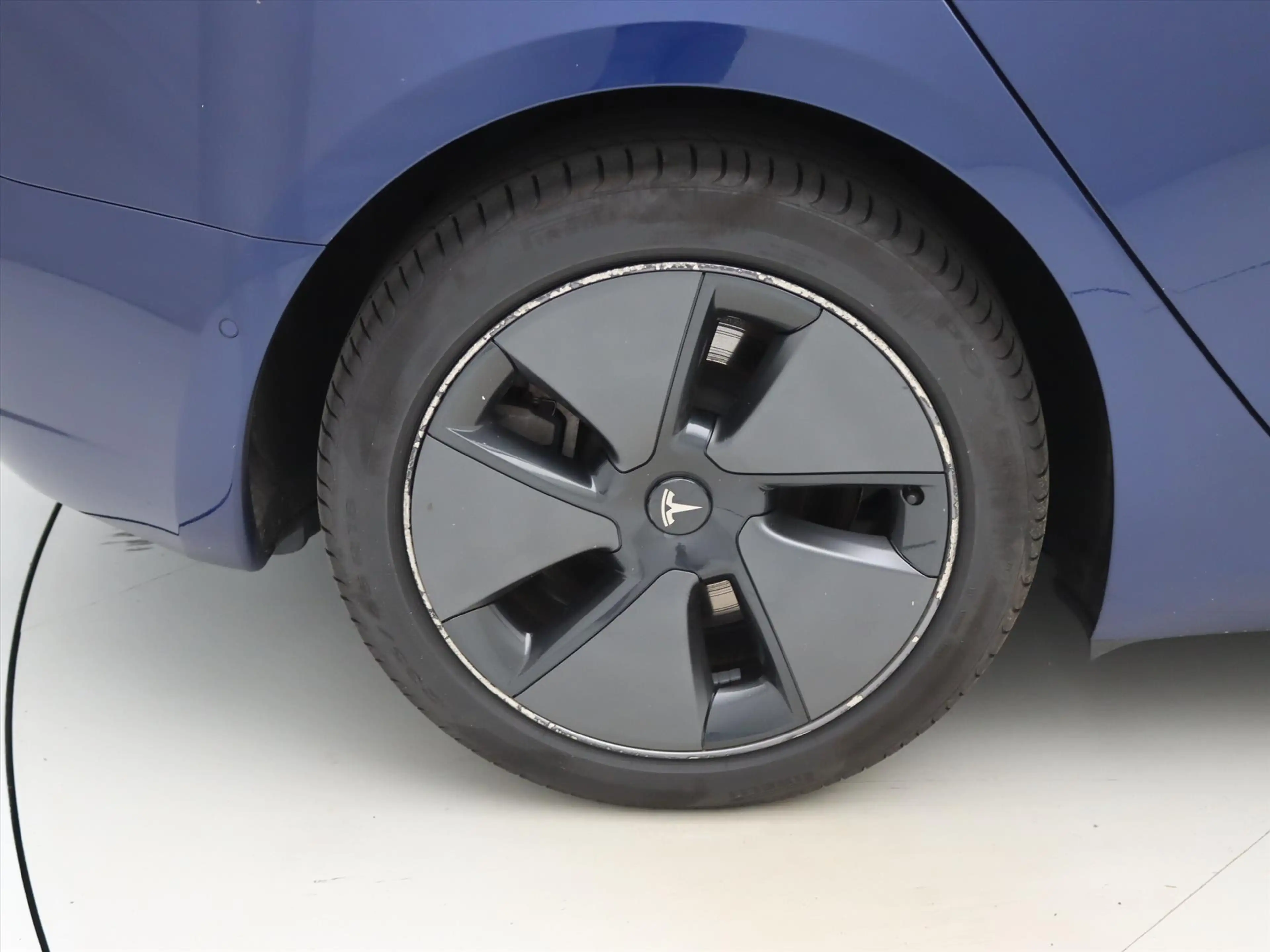 Tesla Model 3 Standard RWD Plus FACELIFT 90,2% SoH [ LFP-ACCU+WA — photo 11