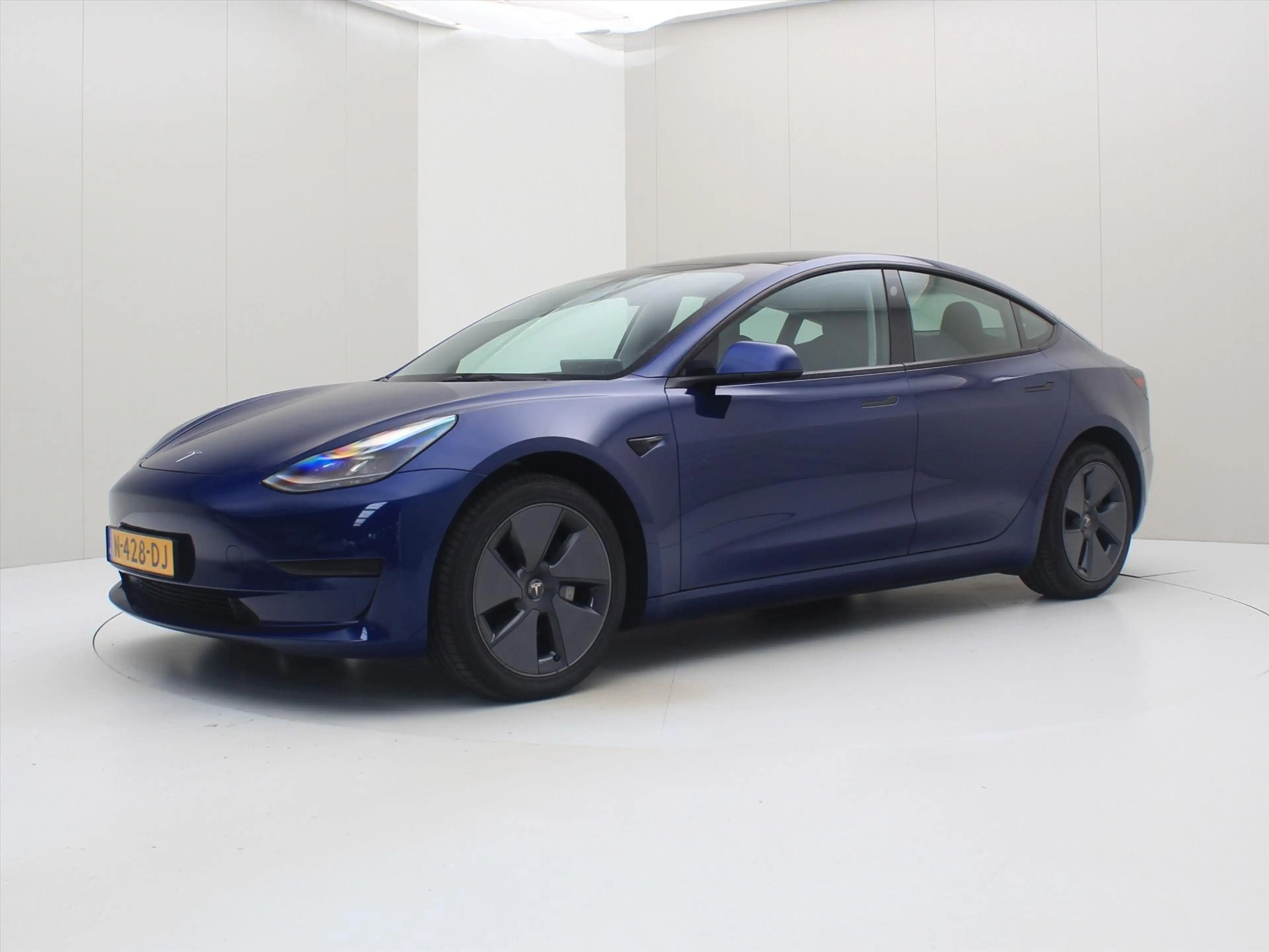 Tesla Model 3 Standard RWD Plus FACELIFT 90,2% SoH [ LFP-ACCU+WA — photo 8