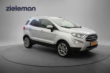 1.0 EcoBoost Titanium - Carplay, Camera, Half Leer