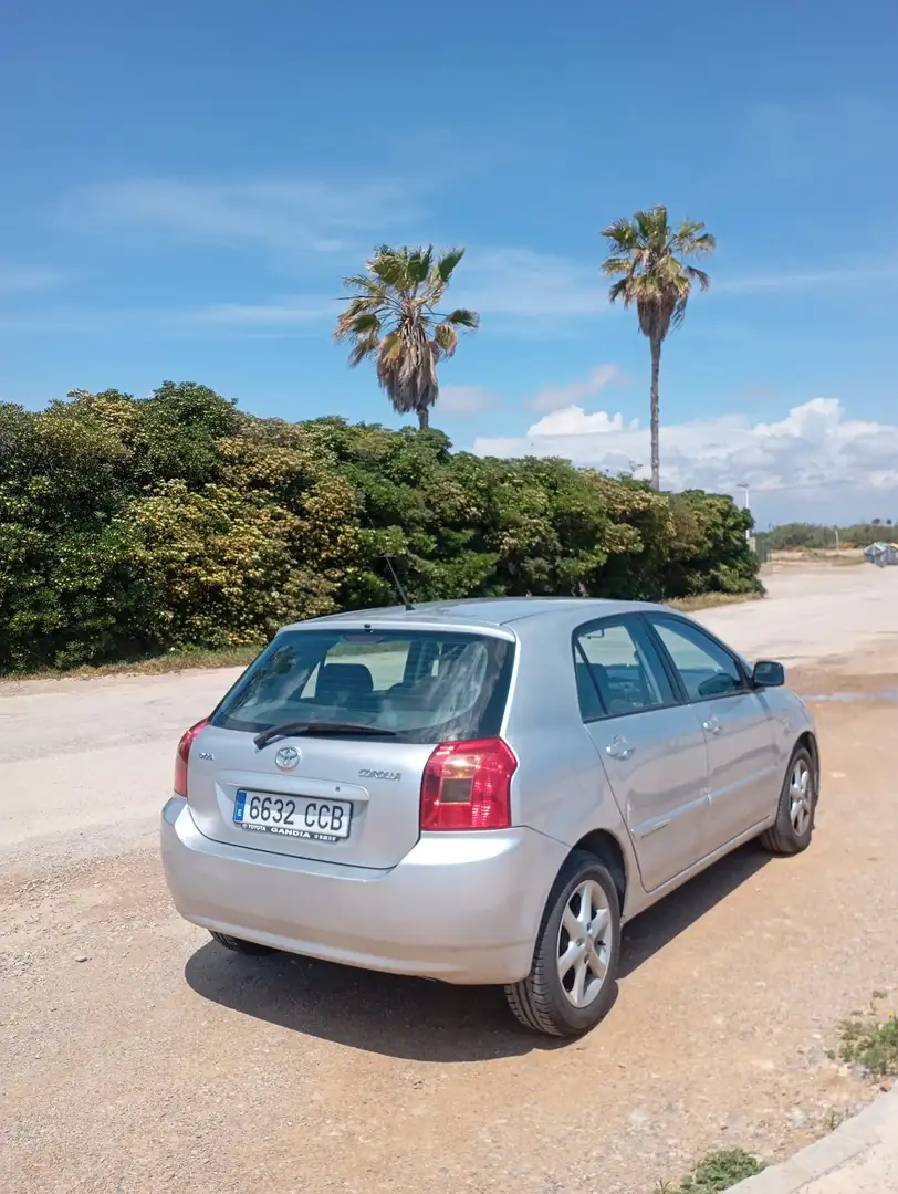 Toyota Corolla 2.0 D4-D 116CV Sol - 2