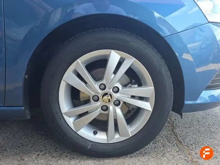 Škoda Fabia COMBI 1.0 TSI AMBITION 2021, foto 10