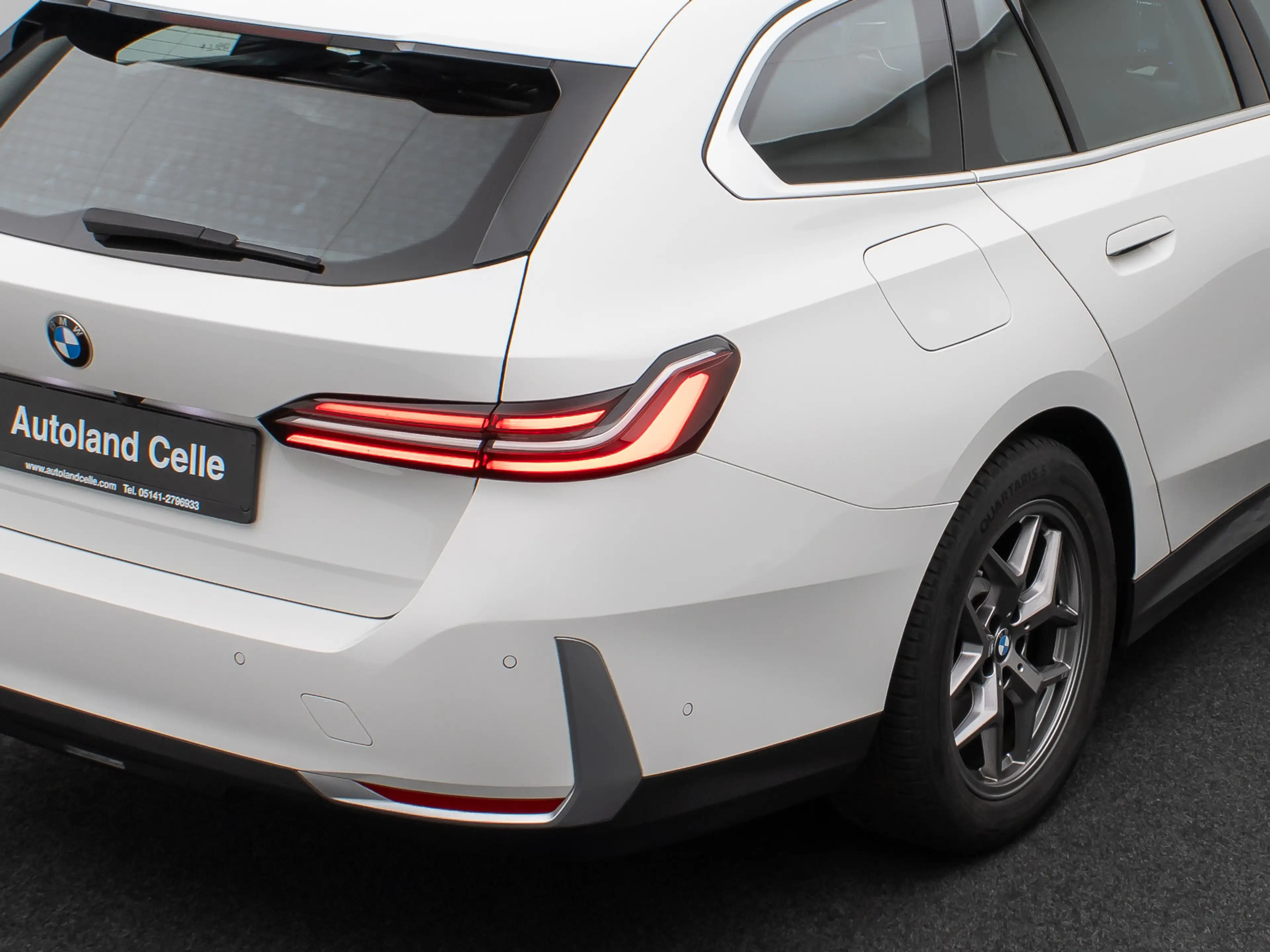 BMW 520 Kamera DAB Alarm DrivingAssist Leder Sport — photo 14