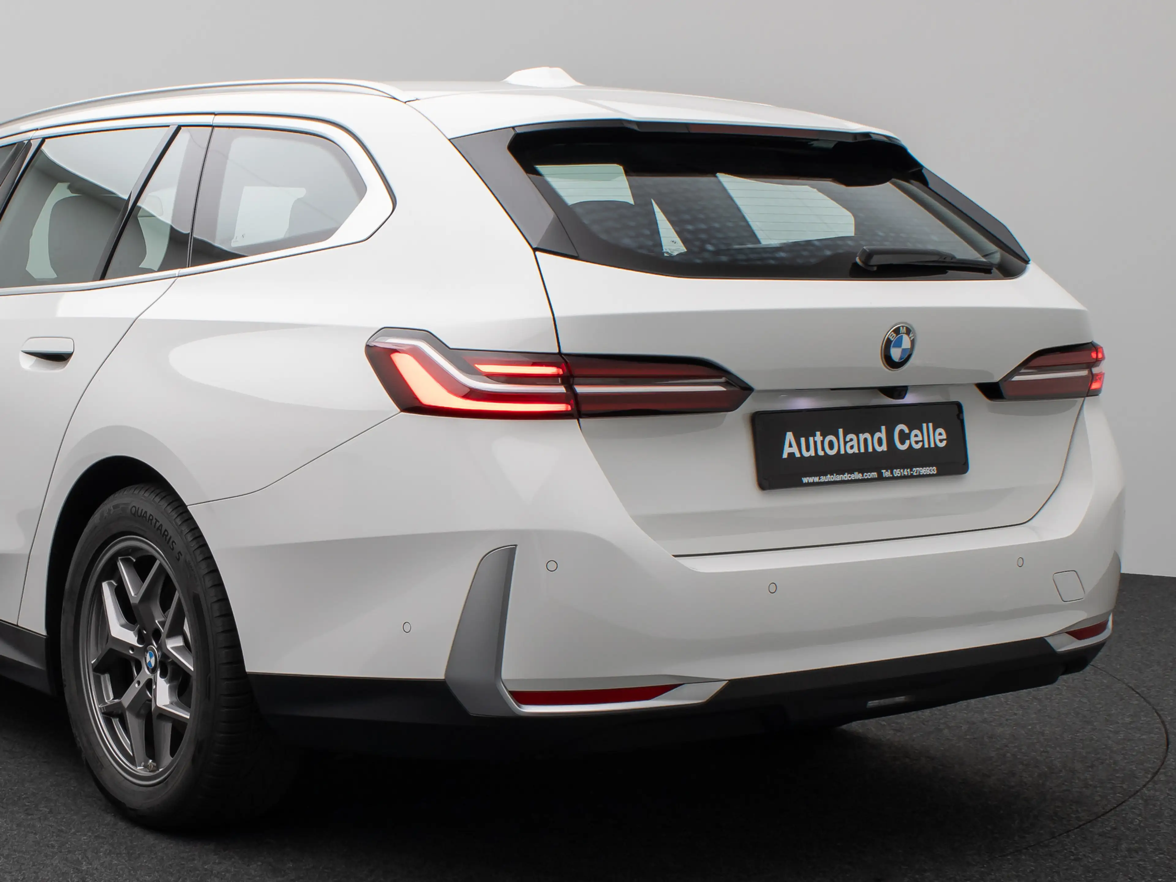 BMW 520 Kamera DAB Alarm DrivingAssist Leder Sport — photo 15