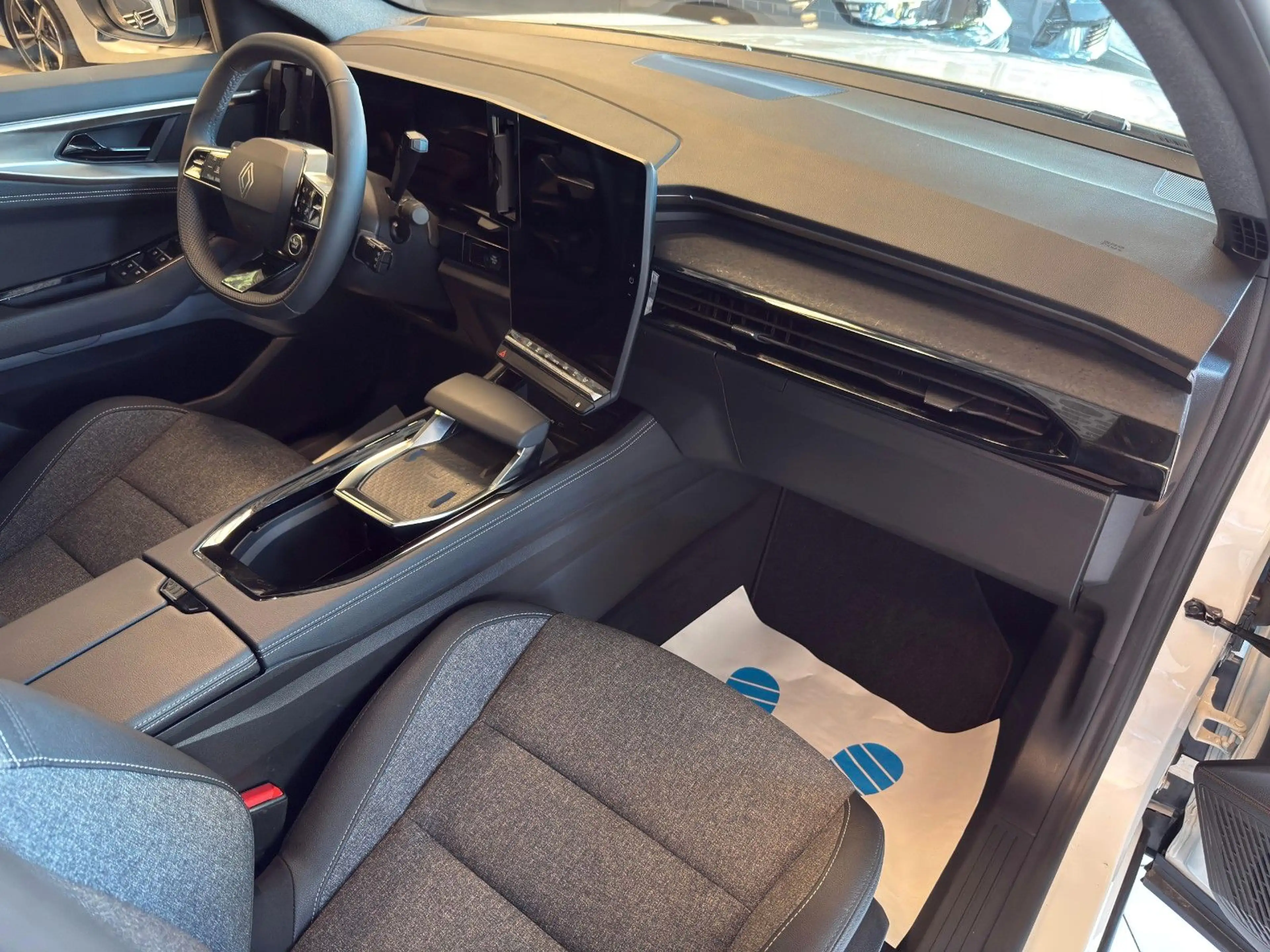 Renault Rafale 200 E-Tech Hybrid Techno*ACC*KAMERA*NAVI* — photo 13
